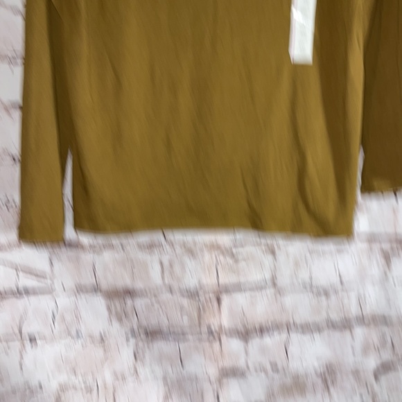 Long sleeve tee - Picture 3 of 3